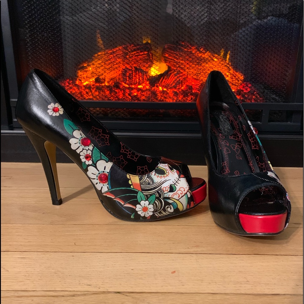 Iron Fist Abandon All Hope stilettos size 10.
